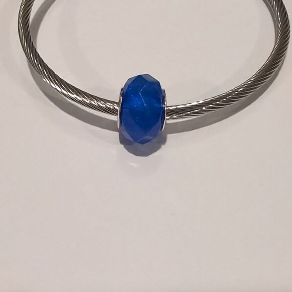 Silver Glittery Blue Faceted Charm for Pandora Style Bracelet - Picture 2 of 4